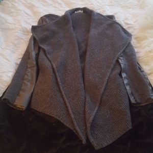 "Catwalk Studida" Grey Sweater~